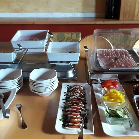 Sauschneideralm Gasthof 3*